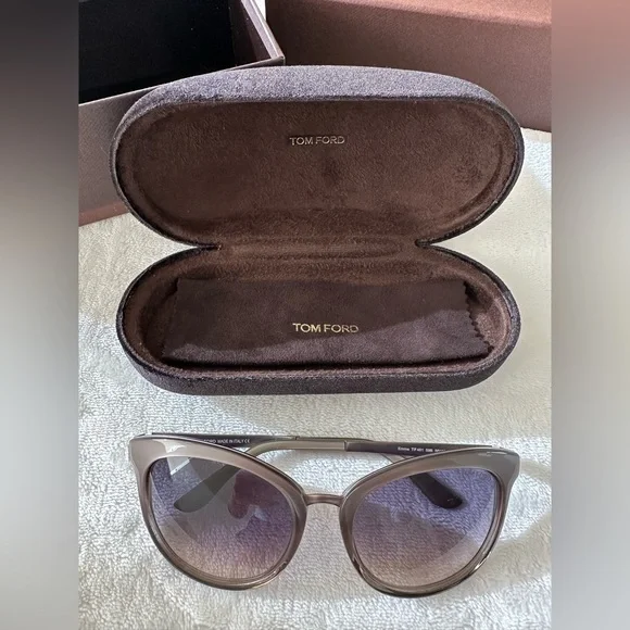 Tom Ford - Unworn - Picture 2 of 10